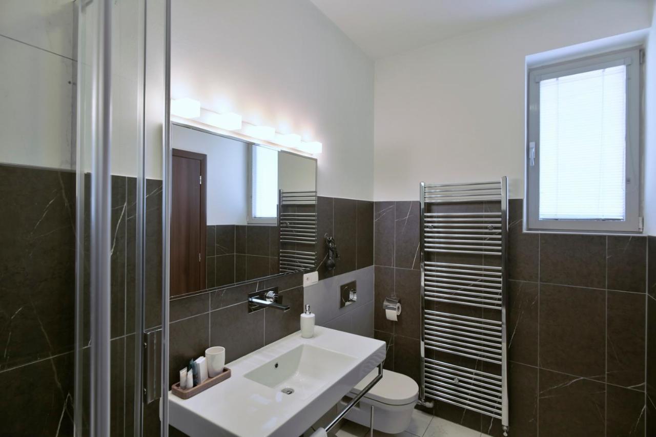River View Apartments Hotel Bratislava Luaran gambar