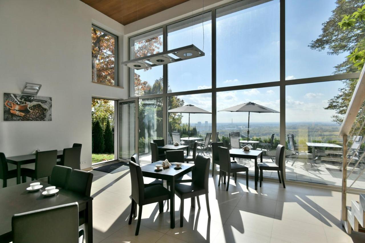 River View Apartments Hotel Bratislava Luaran gambar