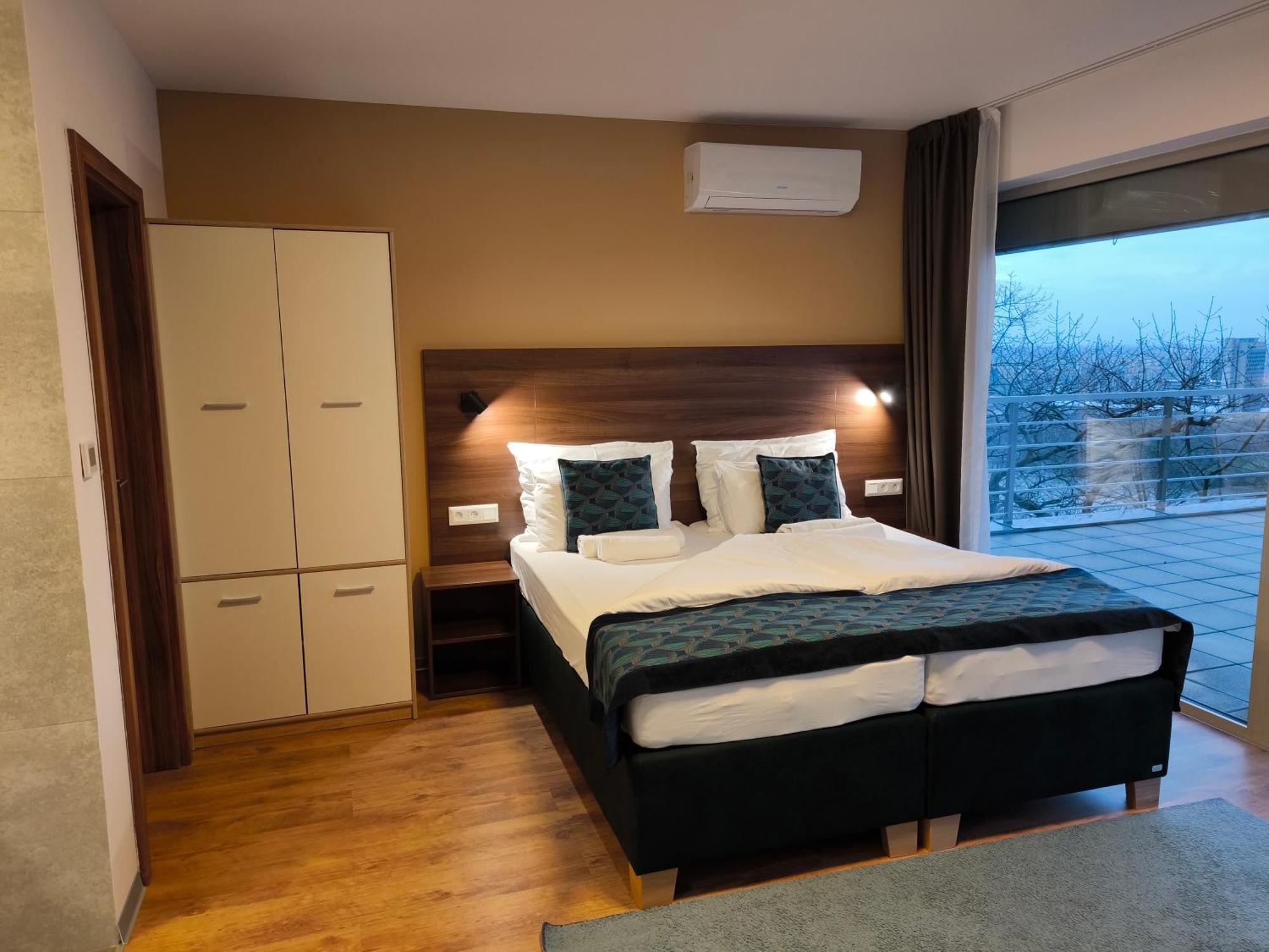 River View Apartments Hotel Bratislava Luaran gambar