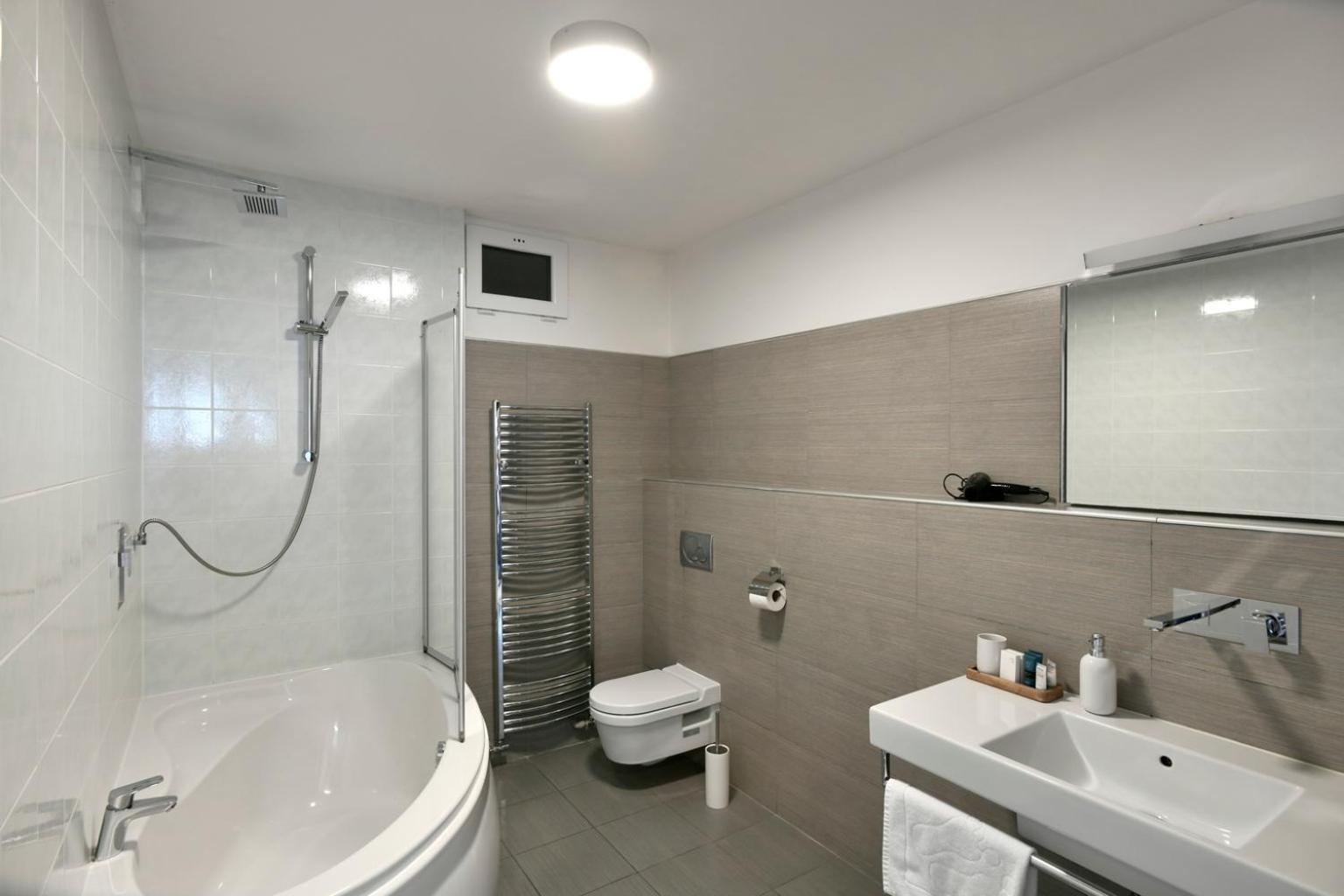 River View Apartments Hotel Bratislava Bilik gambar