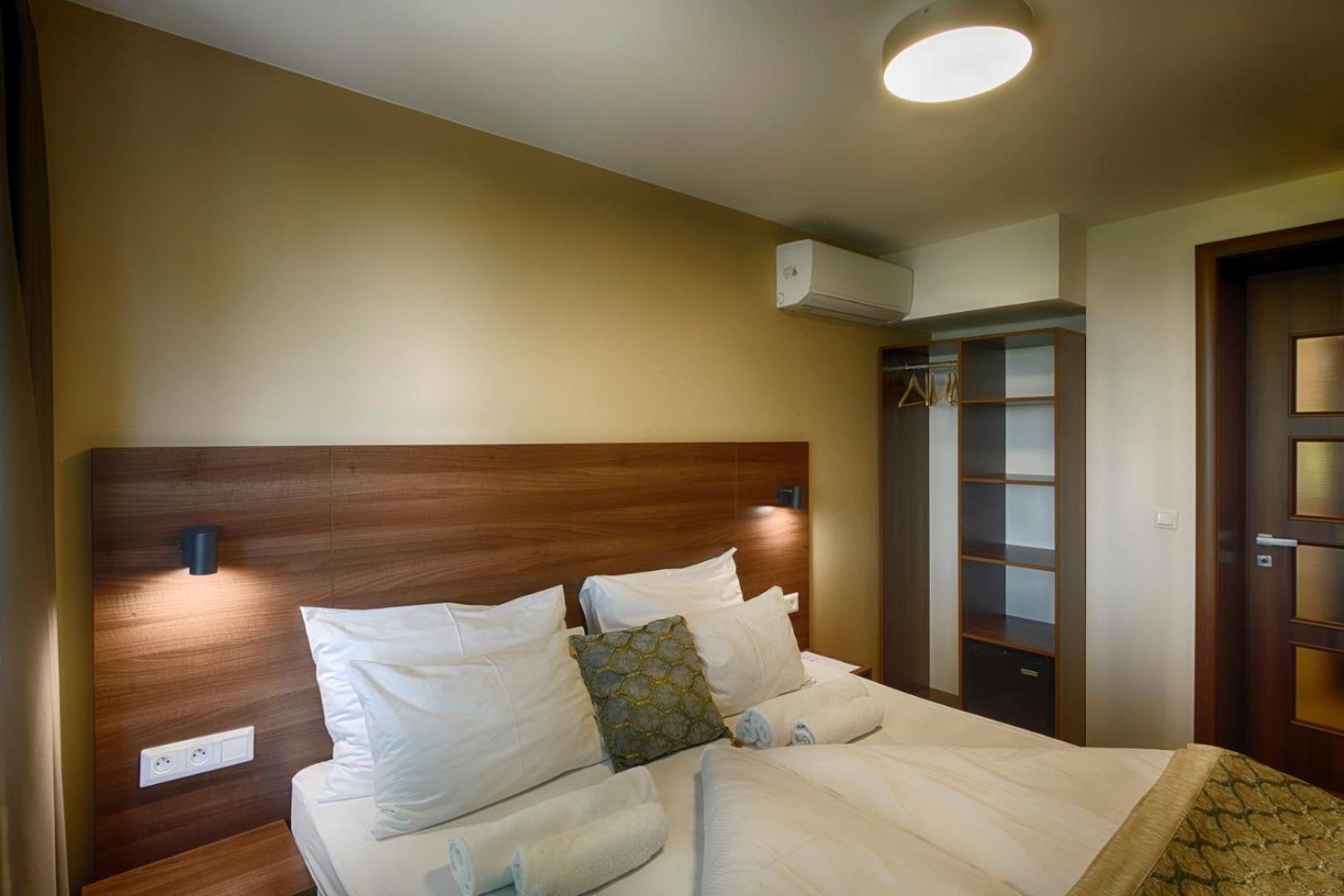 River View Apartments Hotel Bratislava Luaran gambar