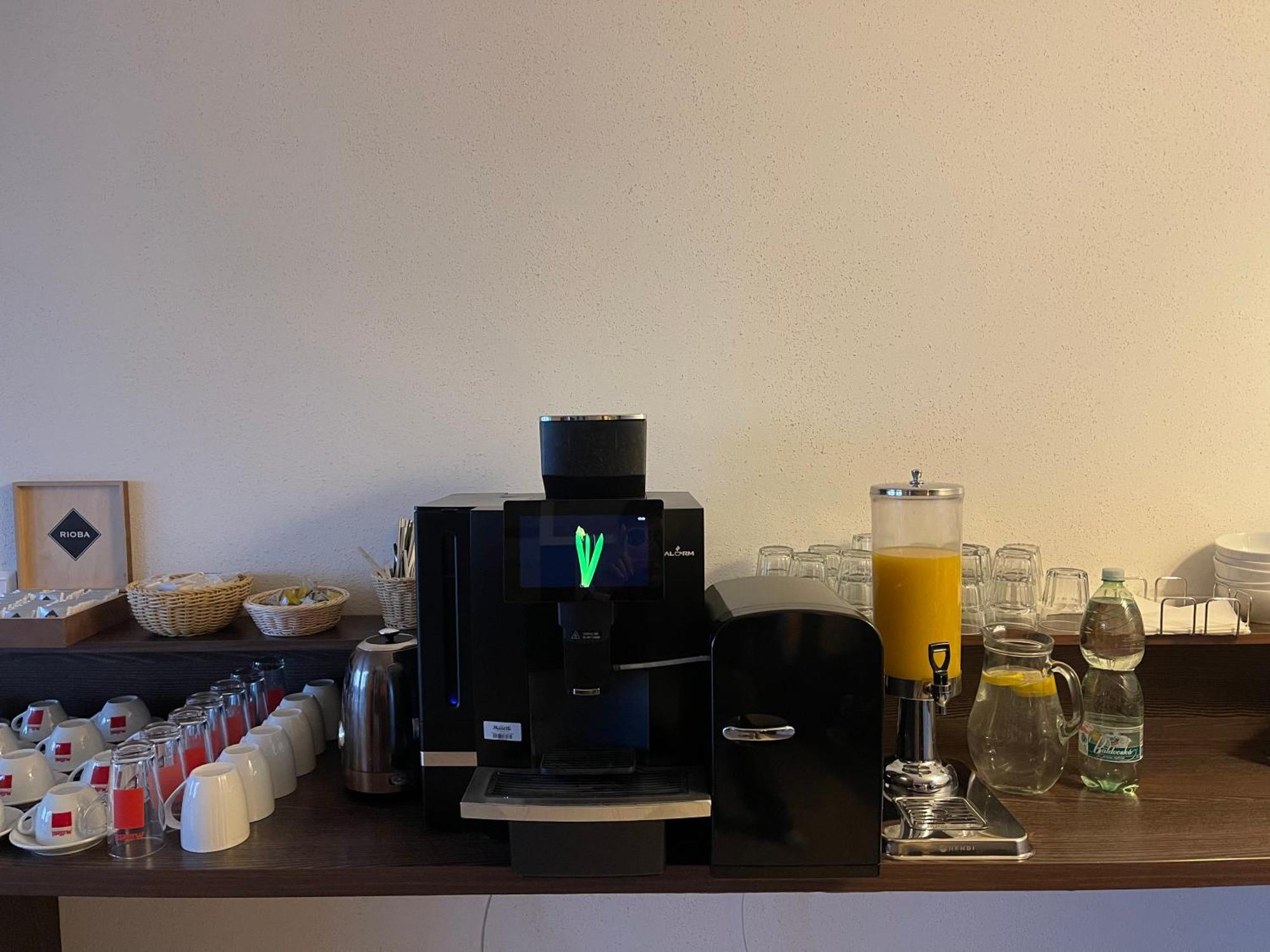 River View Apartments Hotel Bratislava Luaran gambar